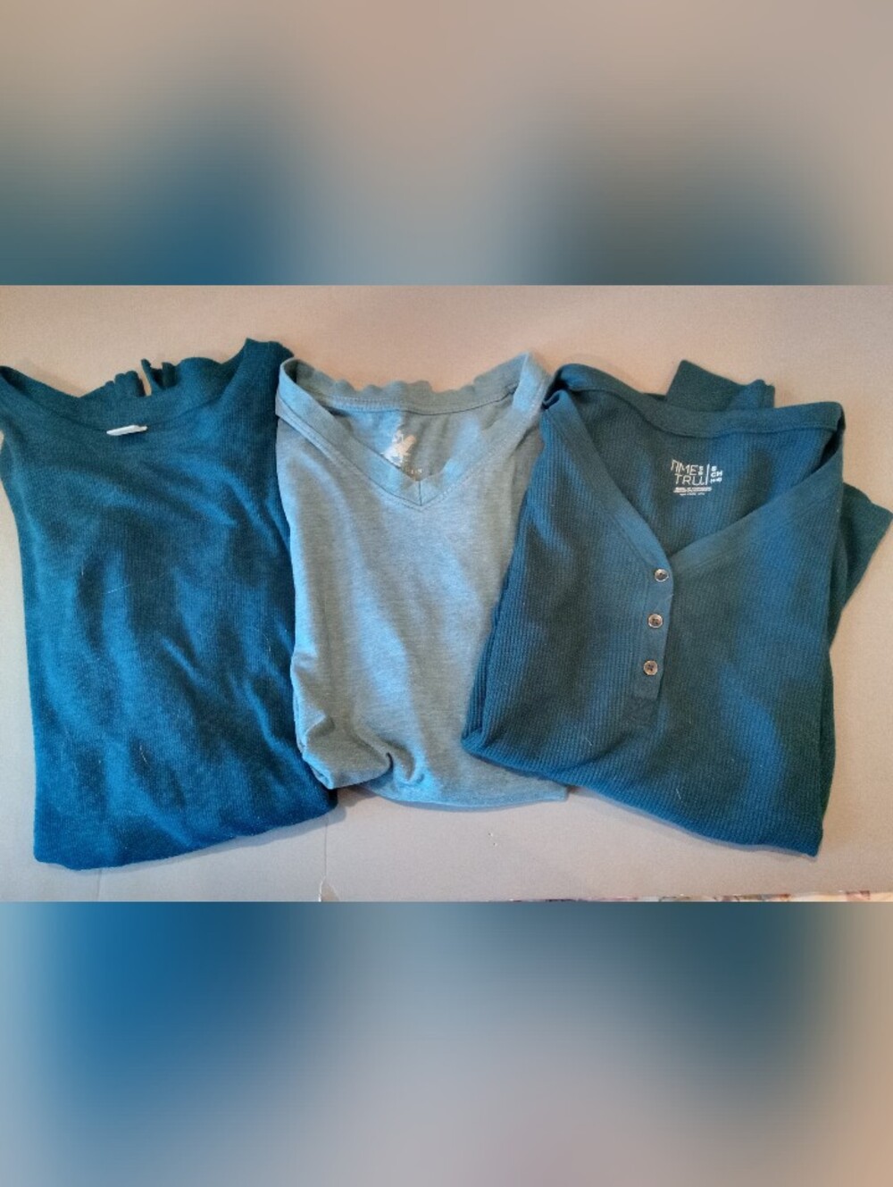 2 Long Sleeve Tee And 1 Tshirt Lot Women's Size S